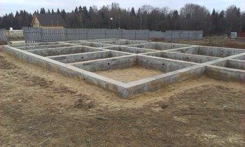 Строительство ленточного фундамента в Московской области