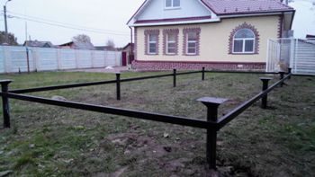 Строительство свайно-винтового фундамента для сарая в Москве