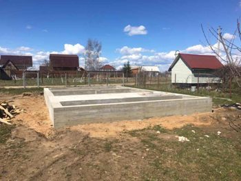 Строительство свайно-ростверкового фундамента для бани в Москве