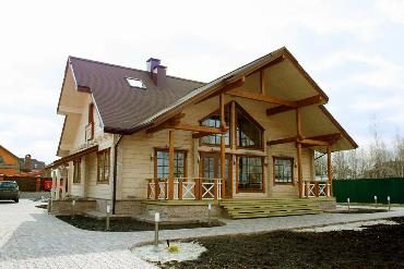 Проекты домов с мансардой из клееного бруса под ключ в Москве